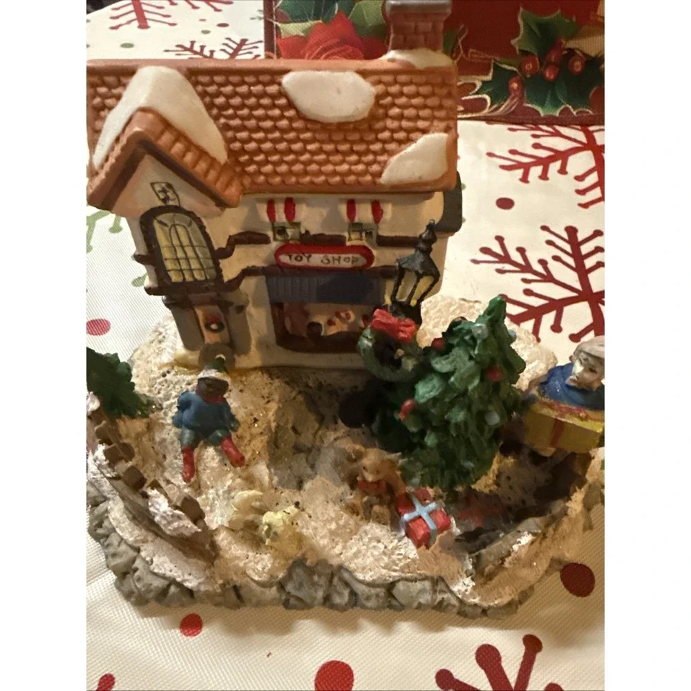 Santa's Toy Workshop Christmas House Figurine Snow Village Decorations Authentic